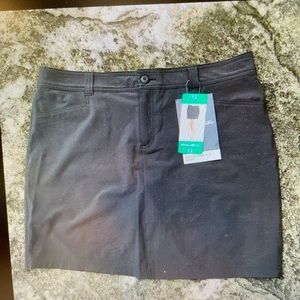 Eddie Bauer Adventurer In Dark Smoke 2.0 Skort - Size 12